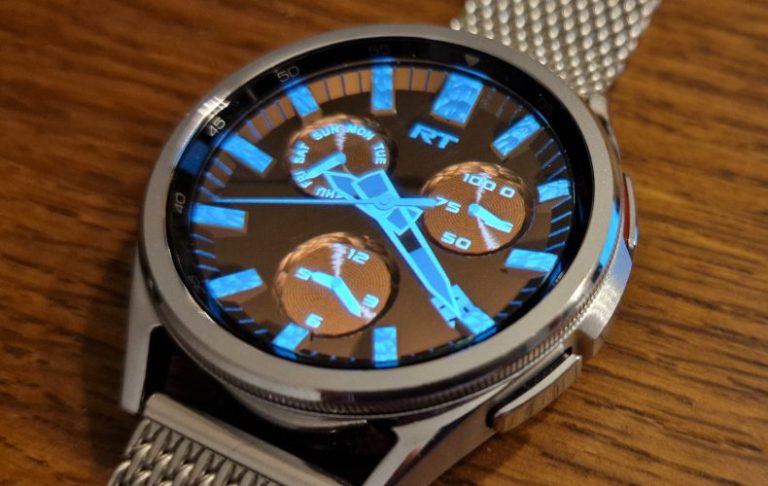 Analog real-time 3D rendered anisotropic textured dial